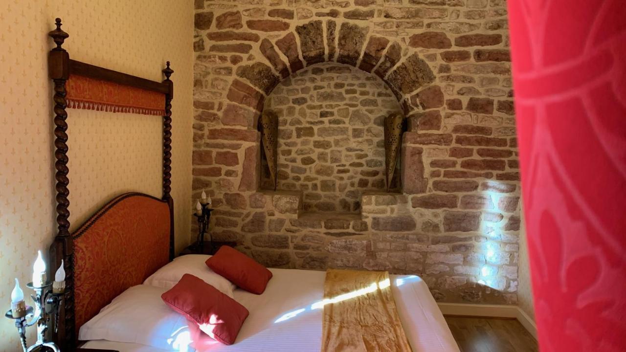 Le Moulin Du Boisset Bed & Breakfast Saint-Denis-les-Martel Exterior photo