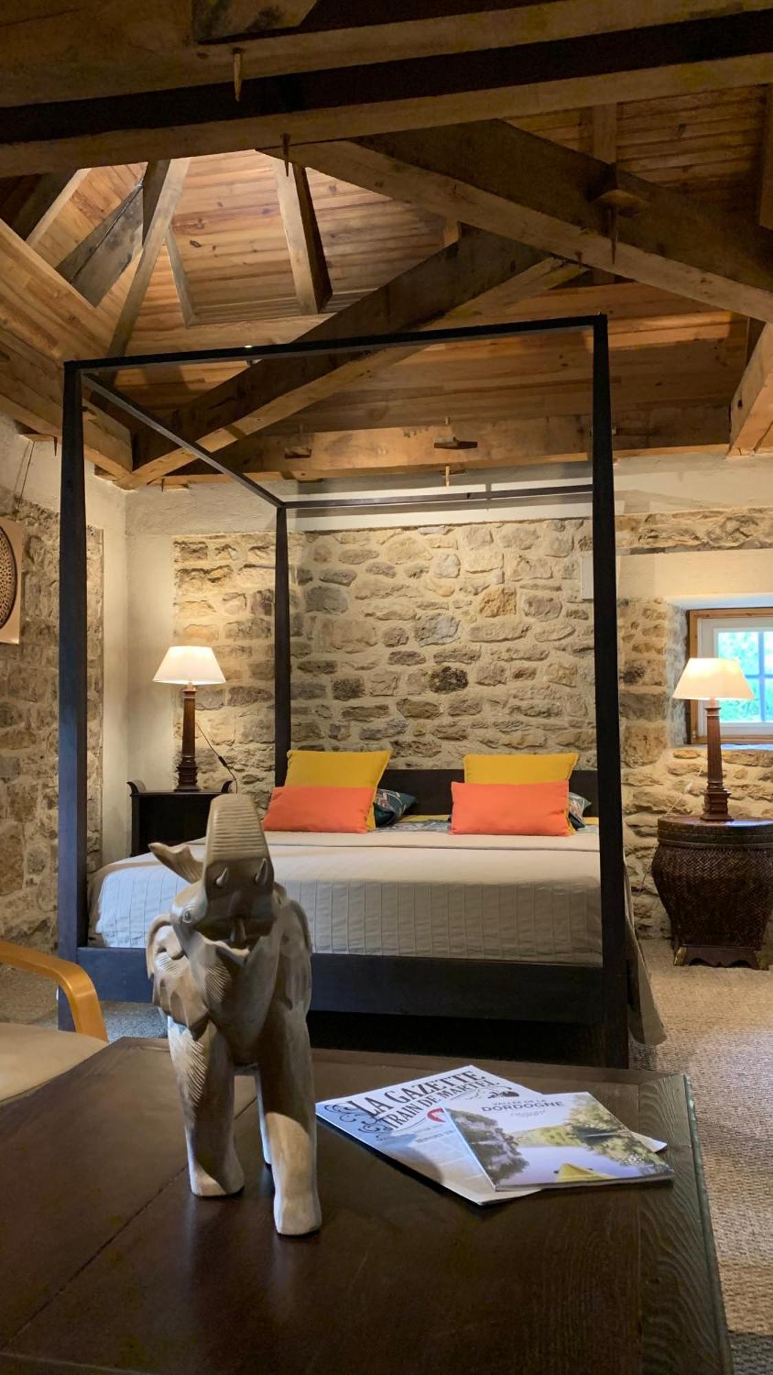 Le Moulin Du Boisset Bed & Breakfast Saint-Denis-les-Martel Exterior photo